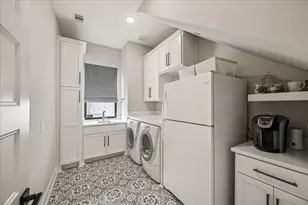 818 Dunleigh Meadows Ln, Houston, TX 77055 - Photo 29