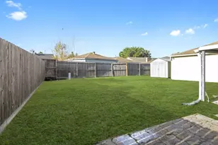 10211 Sagemill Dr, Houston, TX 77089 - Photo 47