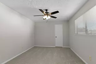 10211 Sagemill Dr, Houston, TX 77089 - Photo 37