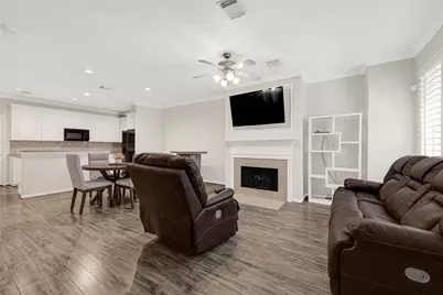 711 W Heights Hollow Lane, Houston, TX 77007 - Photo 9