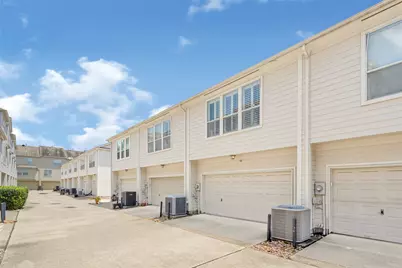 711 W Heights Hollow Lane, Houston, TX 77007 - Photo 23