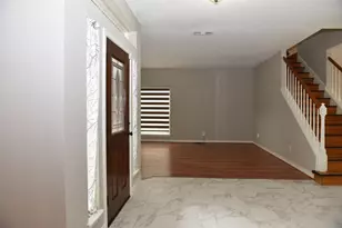 2822 Grants River Cir, Sugar Land, TX 77479 - Photo 5