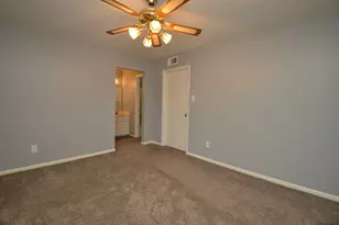 10018 Knoboak Dr, Houston, TX 77080 - Photo 11