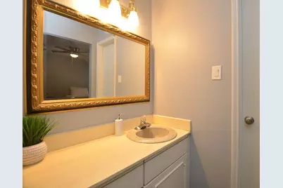 10018 Knoboak Drive #13, Houston, TX 77080 - Photo 33