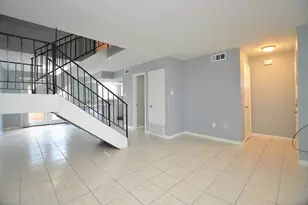 10018 Knoboak Dr, Houston, TX 77080 - Photo 7