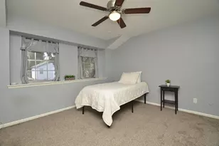 10018 Knoboak Dr, Houston, TX 77080 - Photo 29
