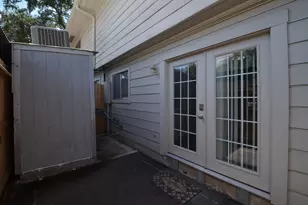 10018 Knoboak Dr, Houston, TX 77080 - Photo 17