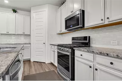 8734 Arch Rock Drive, Cypress, TX 77433 - Photo 5