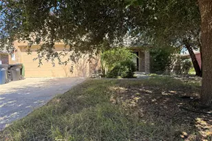 211 Waterlily Way, Hutto, TX 78634 - Photo 3