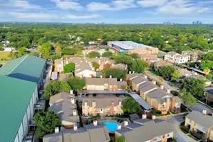 11201 Lynbrook Dr, Houston, TX 77042 - Photo 35
