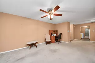 11201 Lynbrook Dr, Houston, TX 77042 - Photo 21