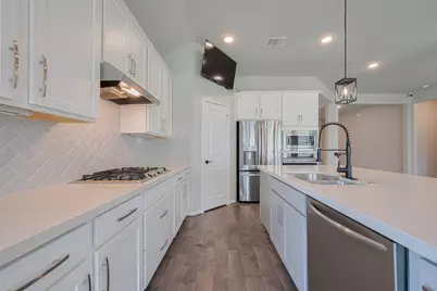 13730 Brahman Valley Court, Cypress, TX 77429 - Photo 9