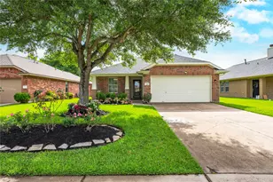 129 Rustic Colony Ln, Dickinson, TX 77539 - Photo 1