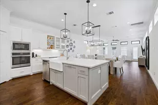 618 E 28th St, Houston, TX 77008 - Photo 7