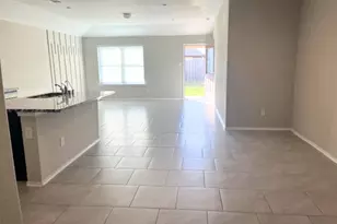 8310 Rose Petals Ln, Rosharon, TX 77583 - Photo 9