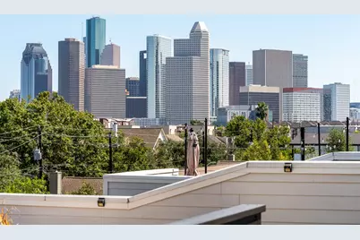 2209 Crocker, Houston, TX 77006 - Photo 15
