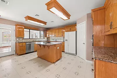 3913 County Road 106, Bay City, TX 77414 - Photo 11