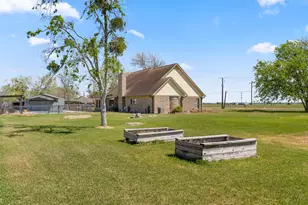 3913 County Rd 106, Bay City, TX 77414 - Photo 35