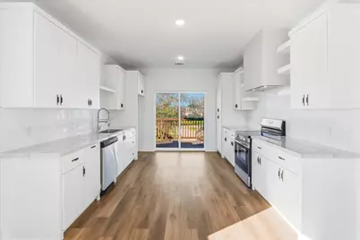214 S Y Street, La Porte, TX 77571 - Photo 5