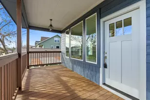 214 S Y St, La Porte, TX 77571 - Photo 3