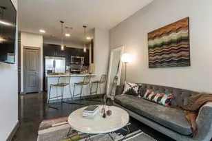 1111 N Durham Dr, Houston, TX 77008 - Photo 3