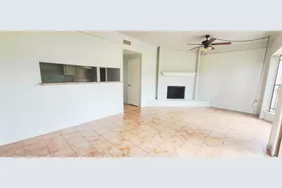 7700 Creekbend Drive #6, Houston, TX 77071 - Photo 3