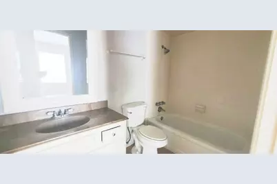 7700 Creekbend Drive #6, Houston, TX 77071 - Photo 7