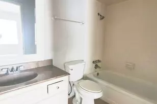 7700 Creekbend Dr, Houston, TX 77071 - Photo 7