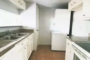 7700 Creekbend Dr, Houston, TX 77071 - Photo 5