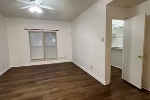 10047 Westpark Dr, Houston, TX 77042 - Photo 9