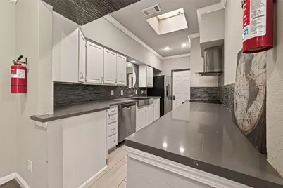 4024 Breakwood Drive, Houston, TX 77025 - Photo 13