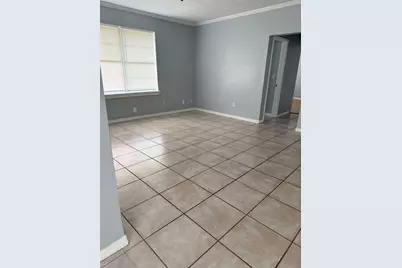 818 N Commerce Street, Baytown, TX 77520 - Photo 3
