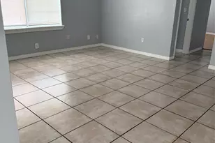 818 N Commerce St, Baytown, TX 77520 - Photo 3