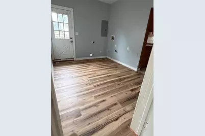 818 N Commerce Street, Baytown, TX 77520 - Photo 11