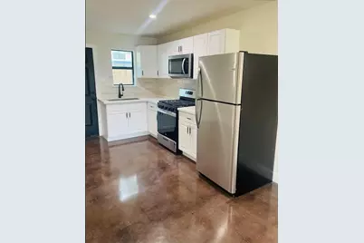 618 E 40th Street #3, Houston, TX 77022 - Photo 3