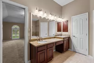 302 Le Doux Oaks, League City, TX 77573 - Photo 19