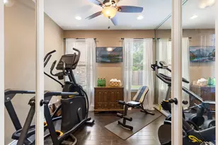 9054 Meacom Dr, Conroe, TX 77384 - Photo 9