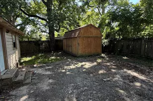 306 Ash Ln, Daisetta, TX 77575 - Photo 5