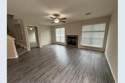 2325 Shady Tree Lane, Conroe, TX 77301 - Photo 5