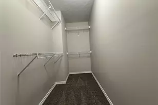 2325 Shady Tree Ln, Conroe, TX 77301 - Photo 11