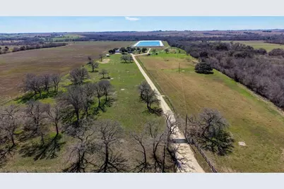 3635 County Road 265, Moulton, TX 77975 - Photo 7