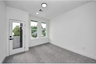 8119 Sterlingshire Street #A/B, Houston, TX 77078 - Photo 31