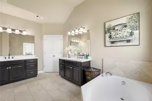9730 Suffolk Downs Dr, Mont Belvieu, TX 77523 - Photo 23