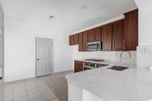 2346 Summit Way Ct, Houston, TX 77339 - Photo 13