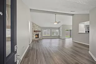 8406 Woodland Willows Dr, Houston, TX 77083 - Photo 3