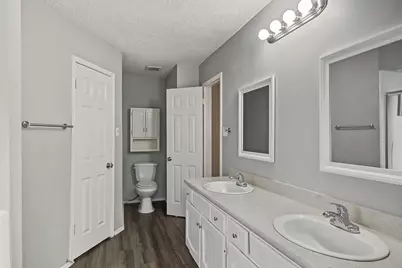 8406 Woodland Willows Drive, Houston, TX 77083 - Photo 21