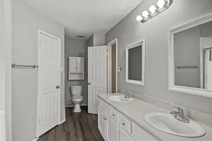 8406 Woodland Willows Dr, Houston, TX 77083 - Photo 21