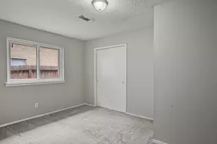 8406 Woodland Willows Dr, Houston, TX 77083 - Photo 17