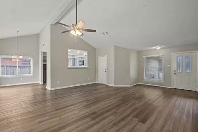 8406 Woodland Willows Drive, Houston, TX 77083 - Photo 7