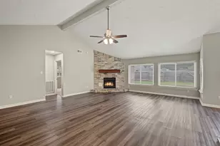8406 Woodland Willows Dr, Houston, TX 77083 - Photo 5